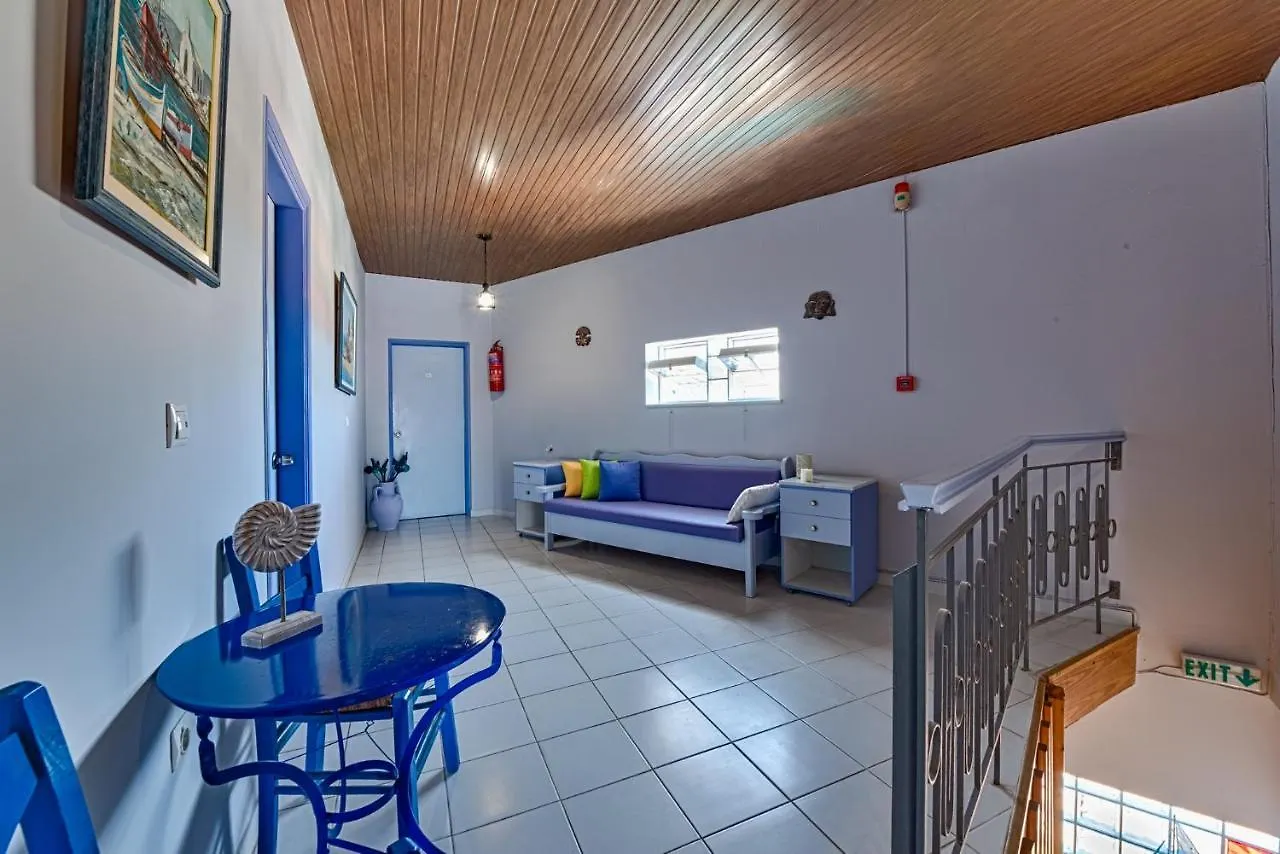 Anemos Studios & Apartments Poros  Aparthotel Poros (Kefalonia)