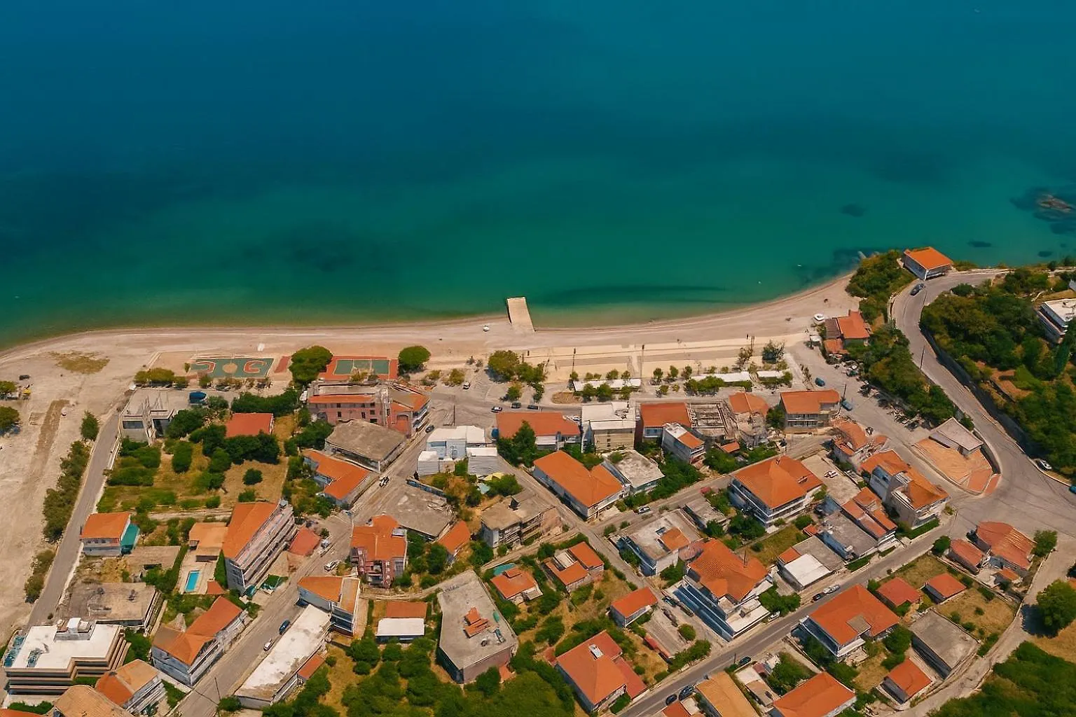 Anemos Studios & Apartments Poros  2*, Poros (Kefalonia)