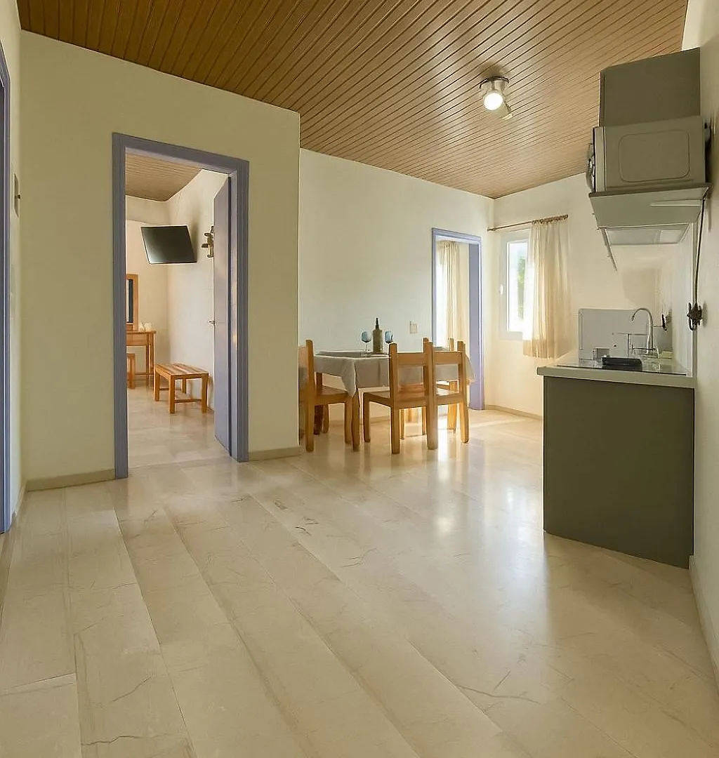 Anemos Studios & Apartments Poros  Lägenhetshotell Poros (Kefalonia)