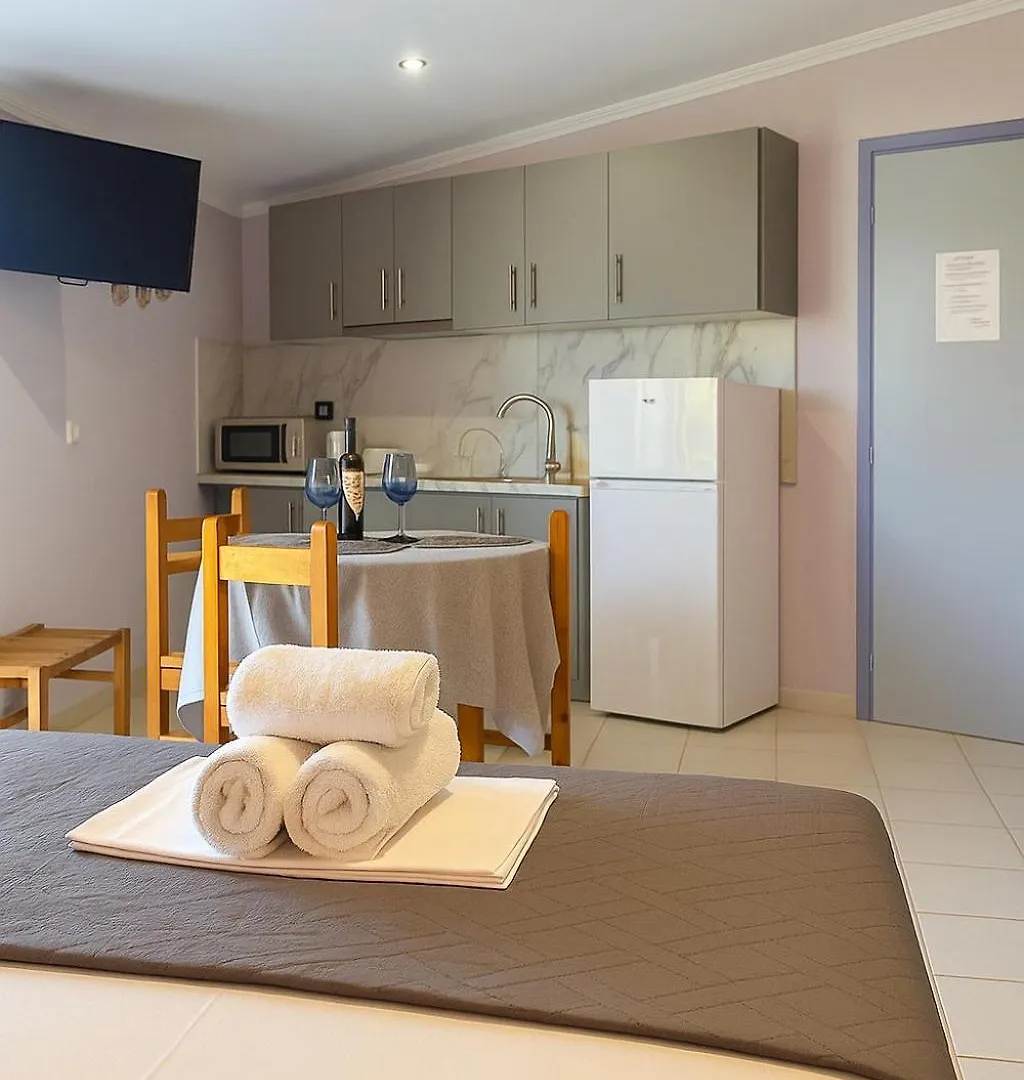 Anemos Studios & Apartments Poros  Poros (Kefalonia)