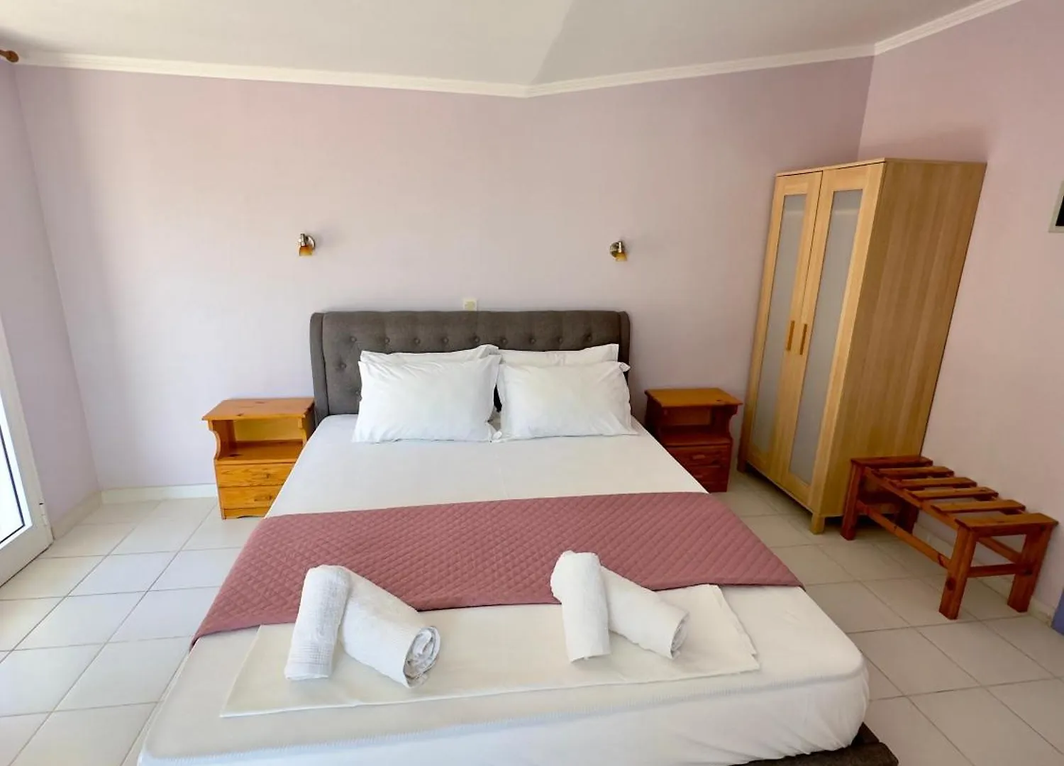 Anemos Studios & Apartments Poros